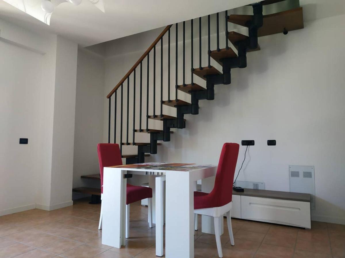 Marconi 45 Apartman Osmate Kültér fotó